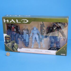 halo infinite tovaras master chief and hyperius figures