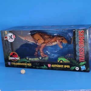 Jurassic Park/Transformers Tyrannicon Rex and Autobot JP93